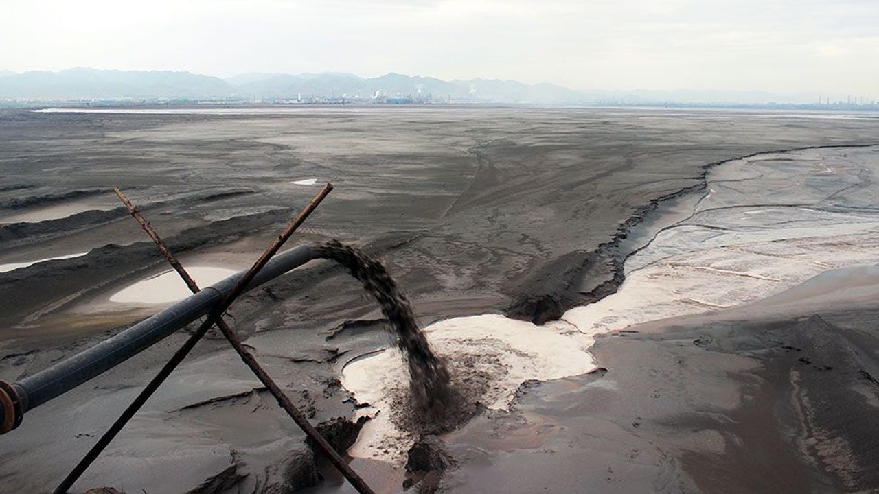 Rare earth mining, Baotou Inner Mongolia